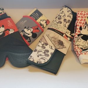 Mickey/Minnie Mouse lot  Nwt